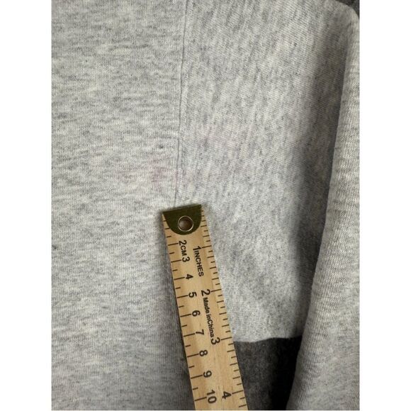 Sesame Street Sweatshirt Women's Medium Grey Elmo Long Sleeve Crew Neck Pullover - Picture 8 of 9